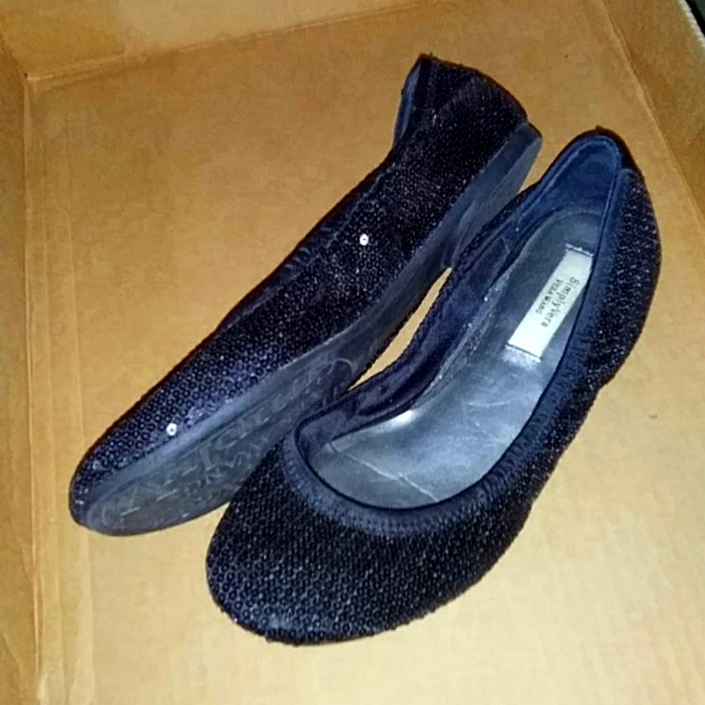 Simply Vera Vera Wang shoes Size 7.5  Black sequins